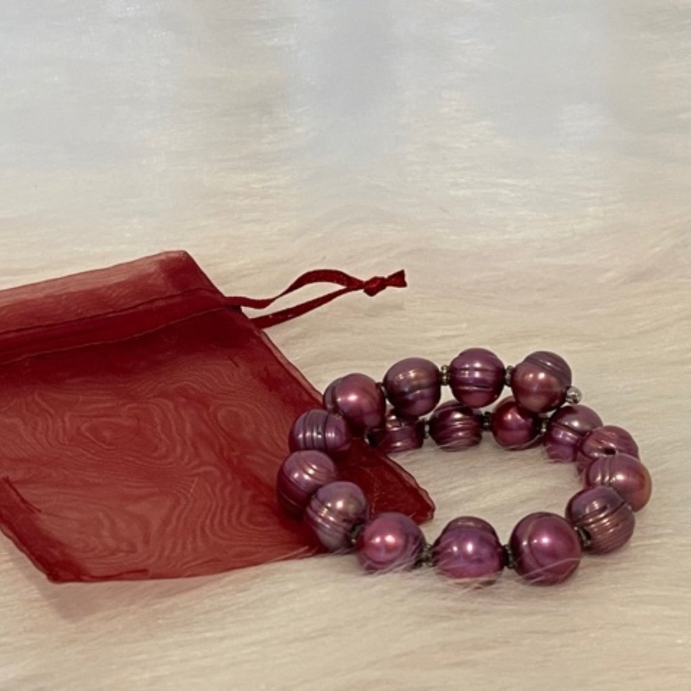 Bracelet, distressed pearl purple hue